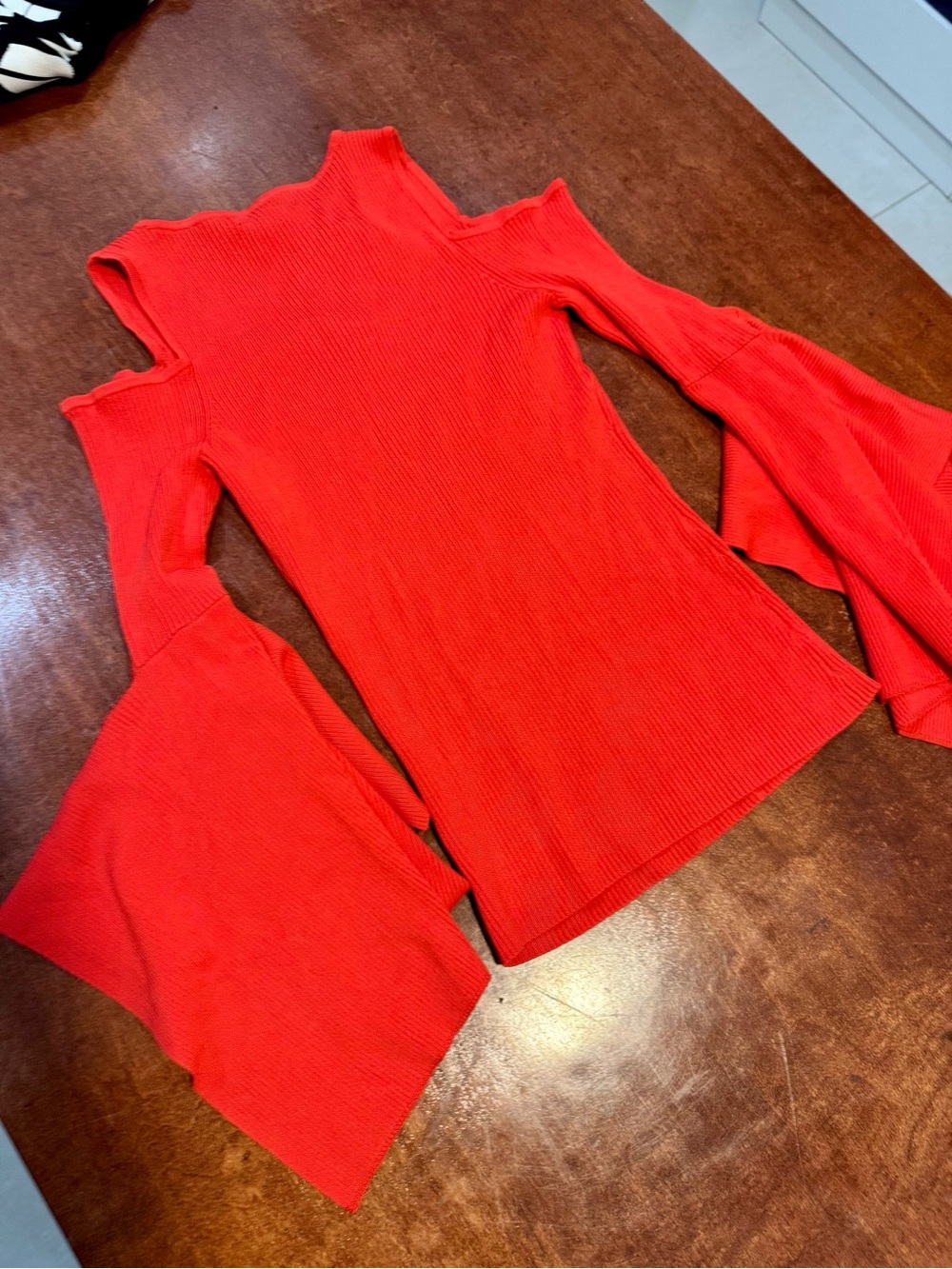 Scripted Bold Orange Cold-Shoulder Ribbed Bell-Sleeve Top - Picture 6 of 10